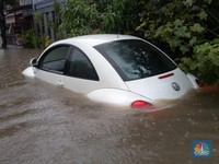 Dari VW ke Harley, Ini Penampakan Kendaraan Terendam Banjir