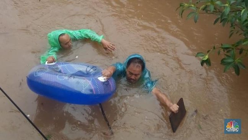 Mal di kawasan Cipinang bahkan menggenangi Mal Cipinang Indah, Jakarta Timur, Rabu (1/1/2020).