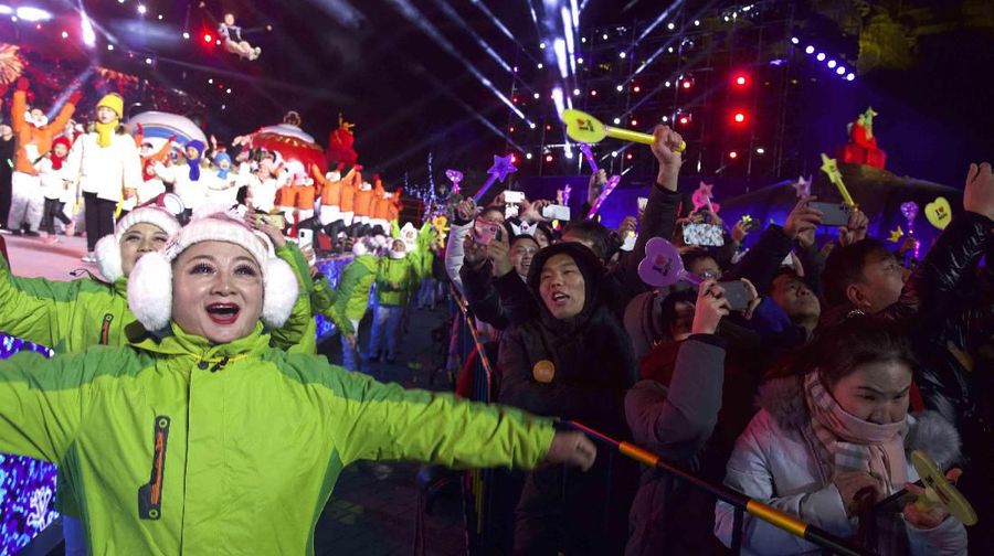 Tahun Baru di China. (AP Photo/Ng Han Guan)
