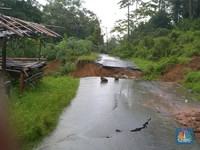 Banjir Bandang Hantam Bogor, 4 Jembatan Putus