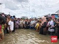 Warga Teriak Kelaparan Saat Anies Tinjau Banjir Jakarta