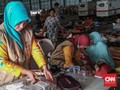 Listrik Padam, Ibu Bayi Korban Banjir Keluhkan Air Bersih