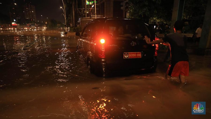 Jakarta Barat merupakan salah satu wilayah terparah terdampak banjir.