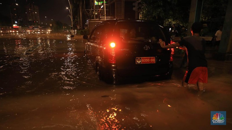 Jakarta Barat merupakan salah satu wilayah terparah terdampak banjir.