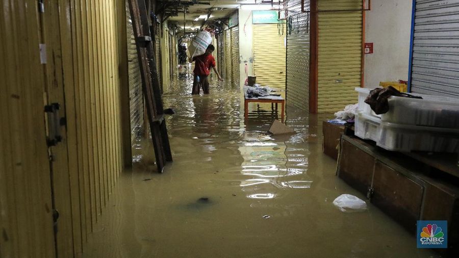 Aplikasi dan fitur yang bisa digunakan untuk memantau wilayah Jakarta yang terkena banjir.