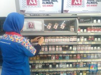 Tarif Cukai Tembakau Naik, Rokok di Toko: Masih Harga Normal