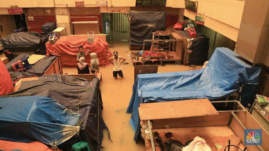 Bencana banjir melanda sejumlah daerah di Tanah Air pada permulaan tahun ini.