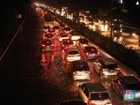 Biang Kerok Banjir Tol Japek Terungkap: Proyek Kereta Cepat!