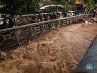 DKI & Sekitar Banjir, Apa Kabar Proyek Anti-Banjir Jokowi?