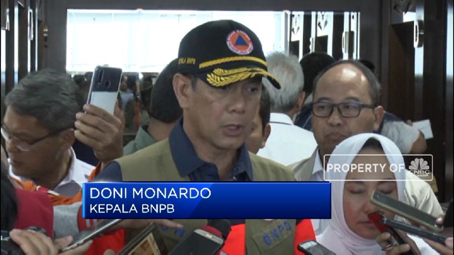 Presiden Jokowi mengeluarkan Keputusan Presiden RI nomor 7/2020 tentang Gugus Tugas Perepatan Penanganan Corona Virus Disease 2019 (COVID-19)