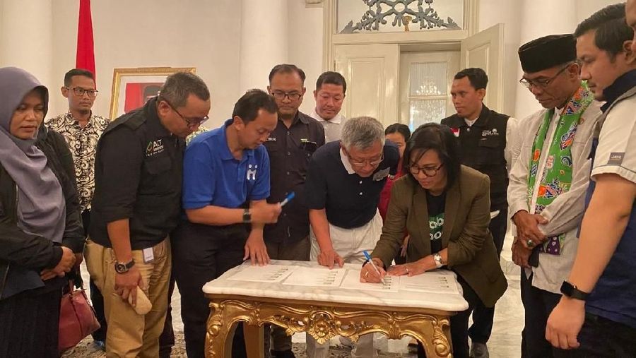 Grab Indonesia melakukan penandatanganan kerja sama strategis bersama dengan Pemerintah Provinsi Daerah Khusus Ibukota (DKI) Jakarta,