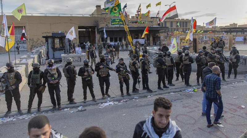 pemimpin Iran Qasem Soleimani terbunuh setelah rudal AS jatuh di Bandara Internasional Irak.