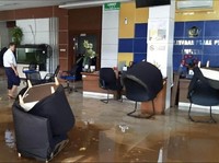 Ya Ampun, Kantor Pajak Kelelep! Ini Penampakannya