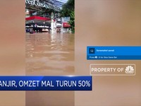 Dampak Banjir, Omzet Mal Turun 50%