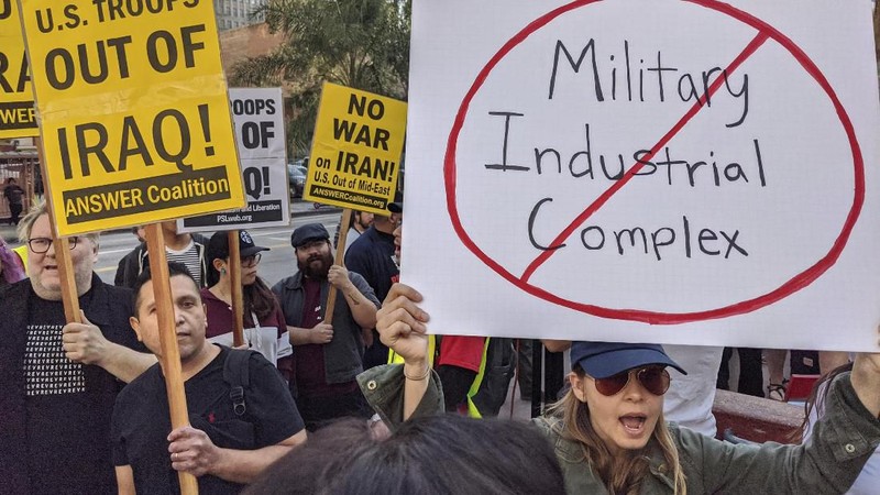 Warga AS meminta pemerintah Donald Trump tidak berperang dengan Iran.