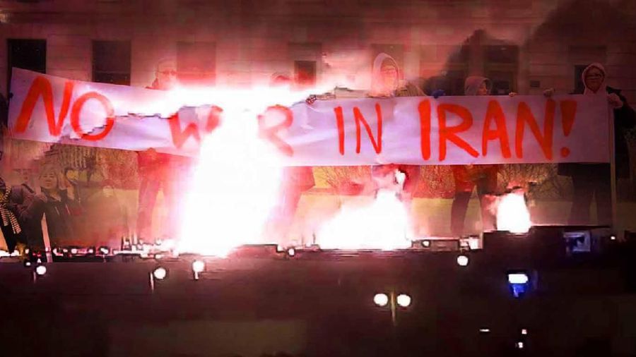 Iran melancarkan serangan rudal terhadap pasukan pimpinan AS di Irak pada Rabu (8/1/2020) dini hari, beberapa jam setelah Soleimani dimakamkan.