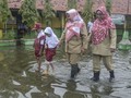 Tunjangan Guru Terdampak Banjir Cair April Kisaran Rp1,5 Juta