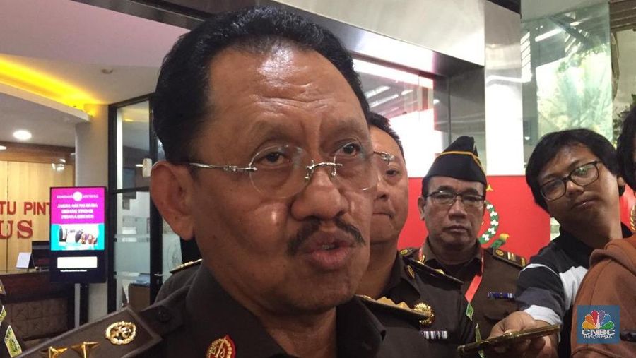 Ini merupakan kelanjutan pemeriksaan setelah kemarin Kejagung memeriksa tujuh saksi.