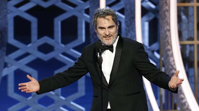 Sumpah 'Joker' Tak Bakal Pernah Ganti Baju Saat Hadiri Awards