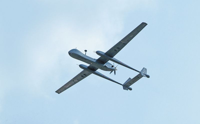 Deretan Drone Mematikan Yang Dipakai Buat Perang Foto 4<script async src=