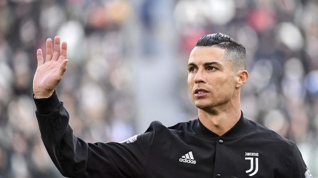 Pesawat Pribadi Tiba di Turin, Ronaldo Masih di Portugal