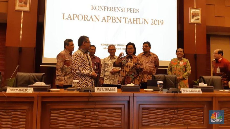 Super Loyo, 'Rapor Merah Kebakaran Pajak' di APBN 2019