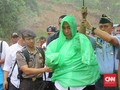 Jokowi Diguyur Hujan Deras Saat Tinjau Longsor Sukajaya Bogor