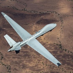 Arab Saudi Diserang Rudal & Drone, Iran Dalangnya?