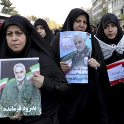 Jelang Peringatan Setahun Kematian Soleimani, AS-Iran Tegang