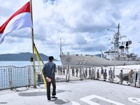 Luhut dan Prabowo Kompak Impor Kapal Perang dari Denmark
