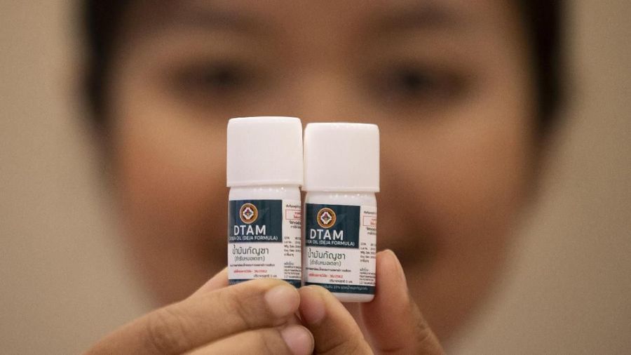 Pembukaan klinik ini merupakan upaya pemerintah Thailand dalam mengembangkan industri obat berbasis ganja.