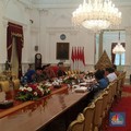 Instruksi Jokowi ke Anies Hingga Emil Cegah Longsor & Banjir