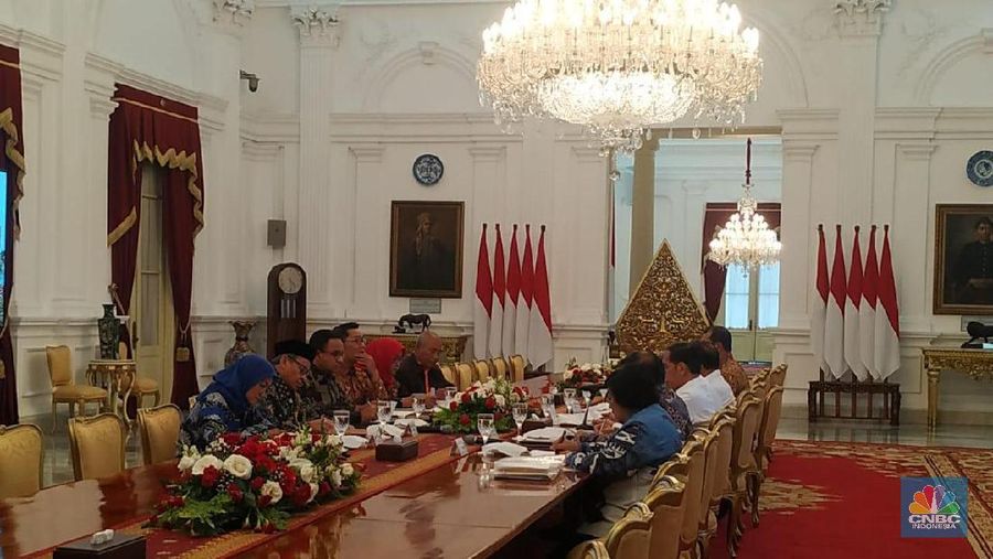 Demikian dikatakan Jokowi dalam pertemuan di Istana Merdeka, Rabu (8/1/2020).