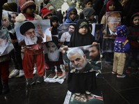 Trump Serang Balik Iran dengan 'Senjata' Ini, Efektifkah?