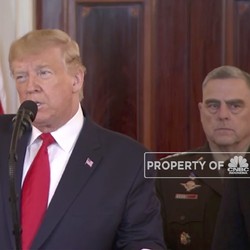 Bukan Serangan Militer, Ini Balasan Trump ke Iran