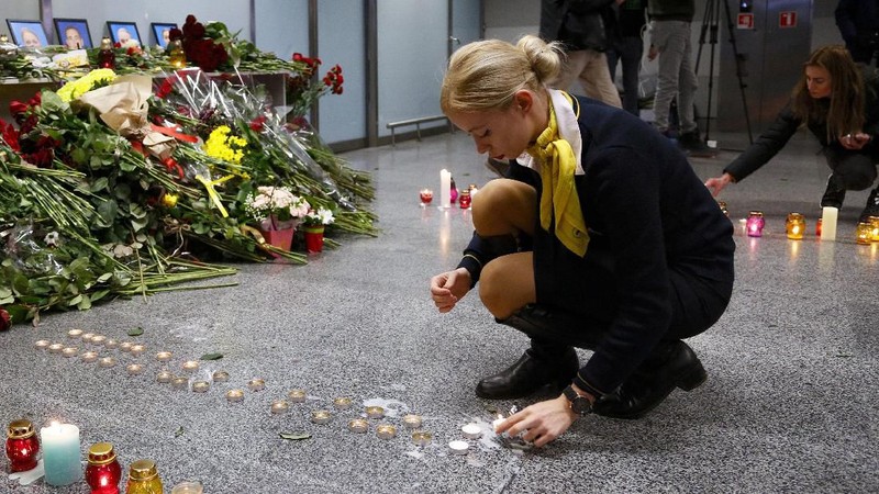 Ukraine International Airlines membawa 176 orang dan rencananya mengudara dari Teheran, Iran, menuju Kiev, Ukraina.