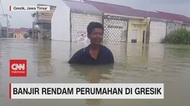 VIDEO: Banjir Masih Rendam Belasan Desa di Gresik