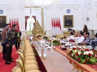 Gubernur Anies: Tanggul DKI Bukan Jebol, Tapi Retak