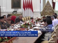 Jokowi Ingatkan Anies Baswedan untuk Pantau Sungai di Jakarta