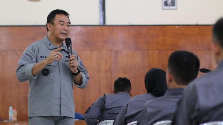 Bakamla Buka-bukaan Soal Kecurangan China di Laut Natuna Demikian disampaikan Direktur Operasi Laut Badan Keamanan Laut Laksma Nursyawal Embun.