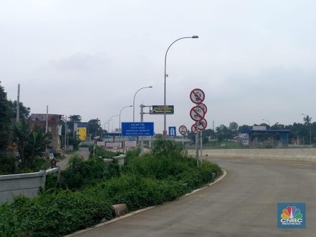 Fenomena Jalan Tol Sepi Di Indonesia Apa Solusinya<script async src=