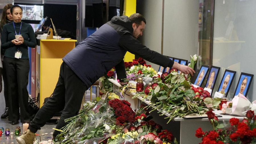 Ukraine International Airlines membawa 176 orang dan rencananya mengudara dari Teheran, Iran, menuju Kiev, Ukraina.