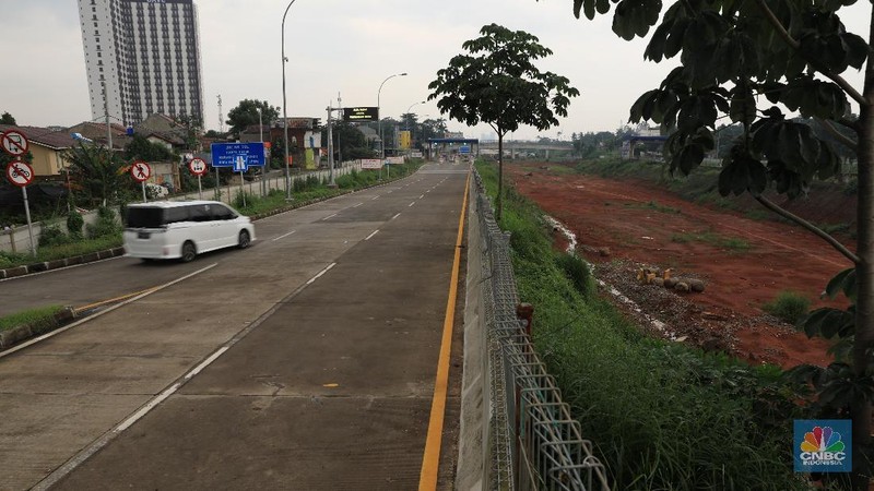 Penolakan tersebut didasari oleh ketidakcocokan harga karena tiap bidang lahan dihargai antara Rp 2-6 juta per meter persegi.