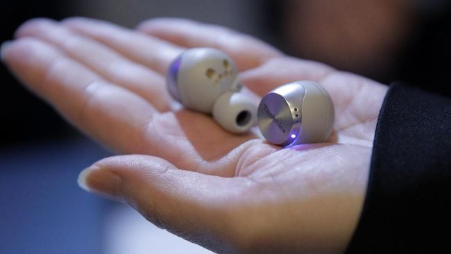 Viral Earbuds Berdarah, Segini Volume Aman Mendengarkan Lagu