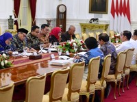 Anies Cs 'Dibebaskan' Utak Atik Anggaran Demi Sembako Murah
