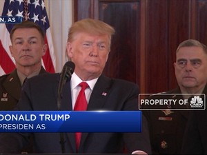 Konflik Kian Panas, Trump Beri Sanksi Baru ke Iran