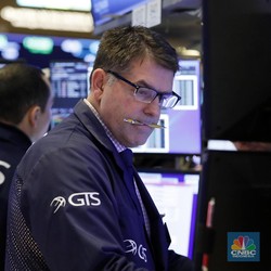 Dow Futures Memerah, Angin Koreksi Siap Menerpa Bursa AS