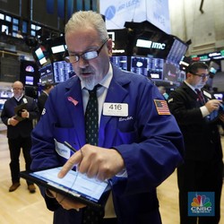 Saham Peritel Turun Akibat Walmart, Wall Street Dibuka Merah