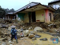 ESDM: Gerakan Tanah & Banjir Bandang Bagai 'Ibu' dan 'Anak'