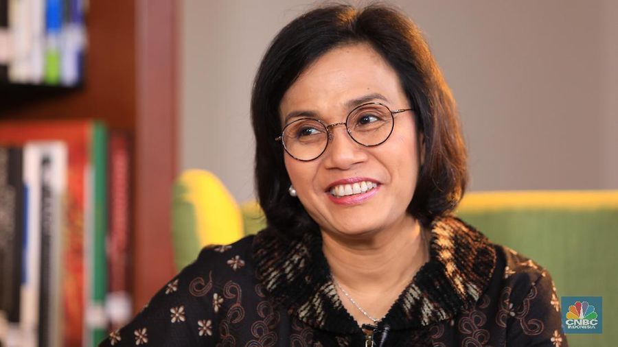 Sri Mulyani pun meminta masyarakat untuk sabar menunggu hasil pembahasan terkait kedua perusahaan asuransi BUMN tersebut.